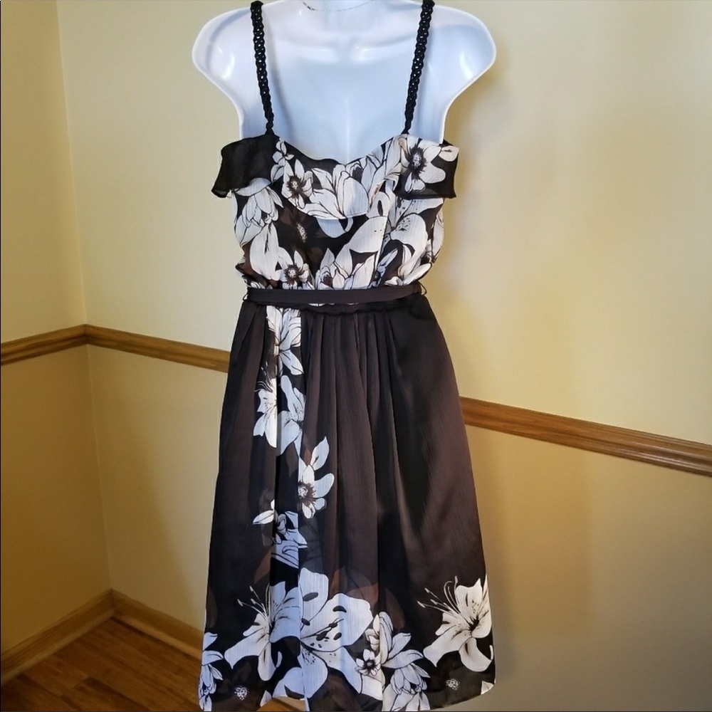 White House Black Market Dress Size 0 - Picture 2 of 10